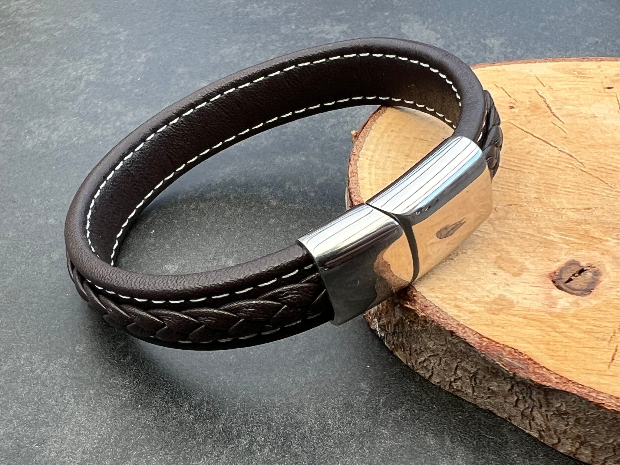 Maritime Armbänder aus Leder - maritime Deko