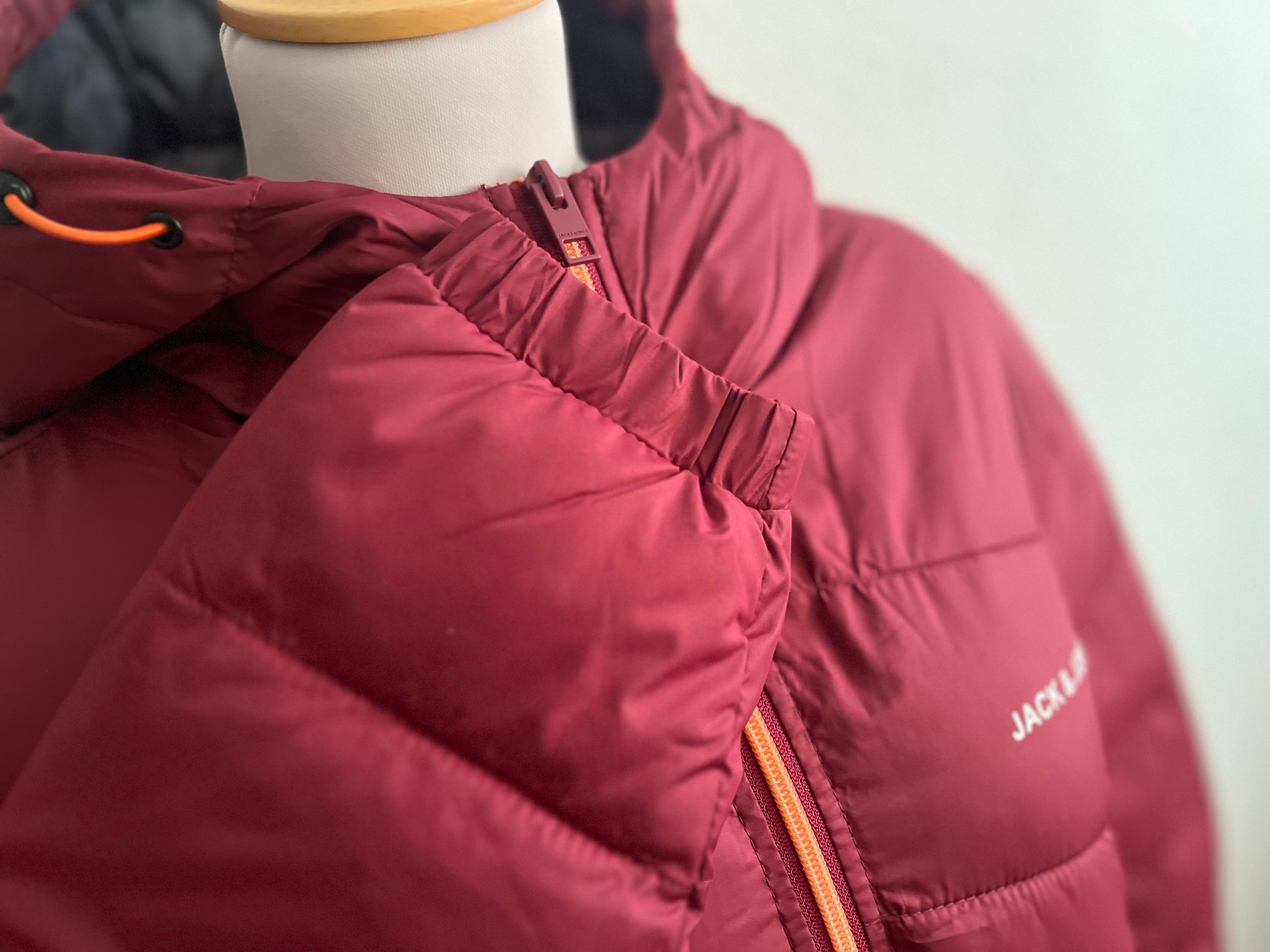 Jack&Jones Jacke Gr. S Steppjacke in weinrot