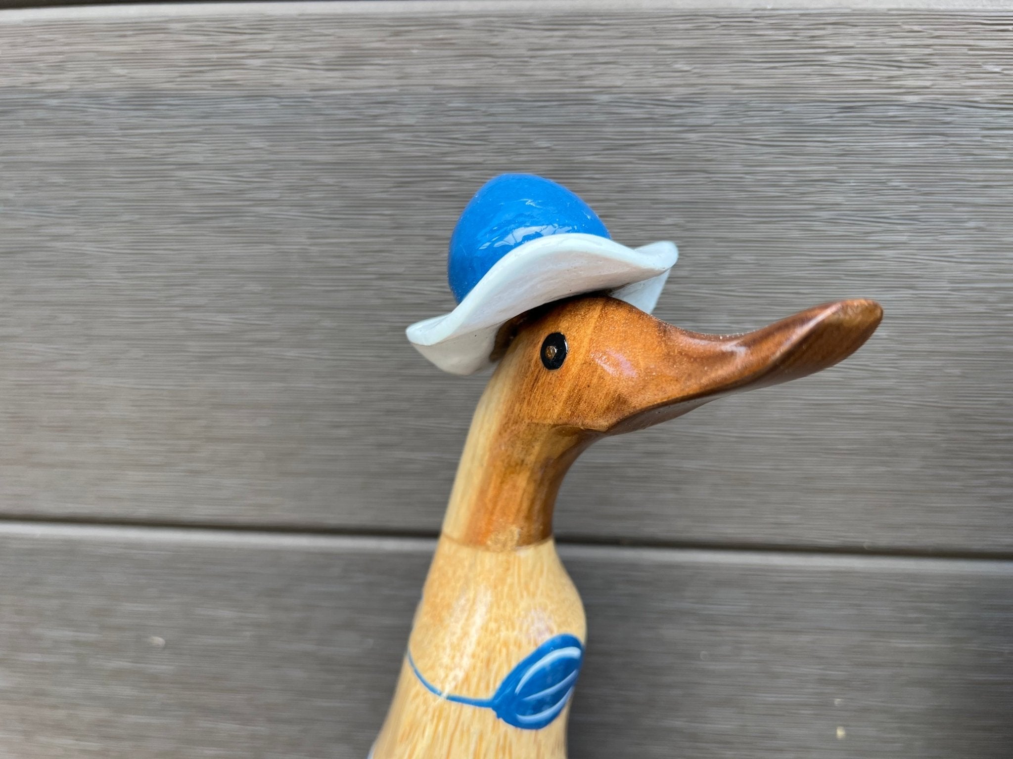 Ente 25 cm blau/weiß mit Badeanzug und Bikini - MEER DEKO