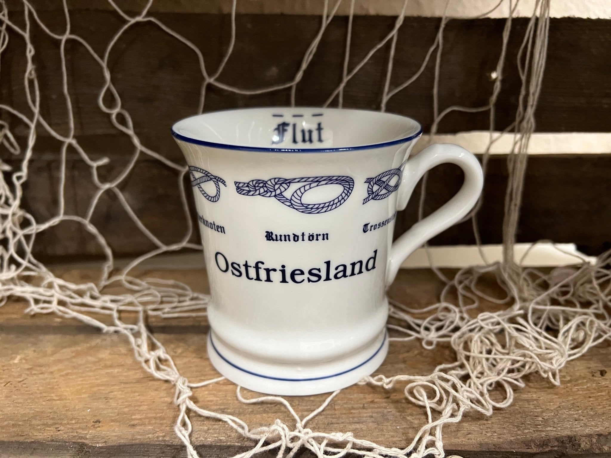 Ostfriesland Tasse mit Knoten und „Ebbe und Flut“ Schietwetter Pott - MEER DEKO